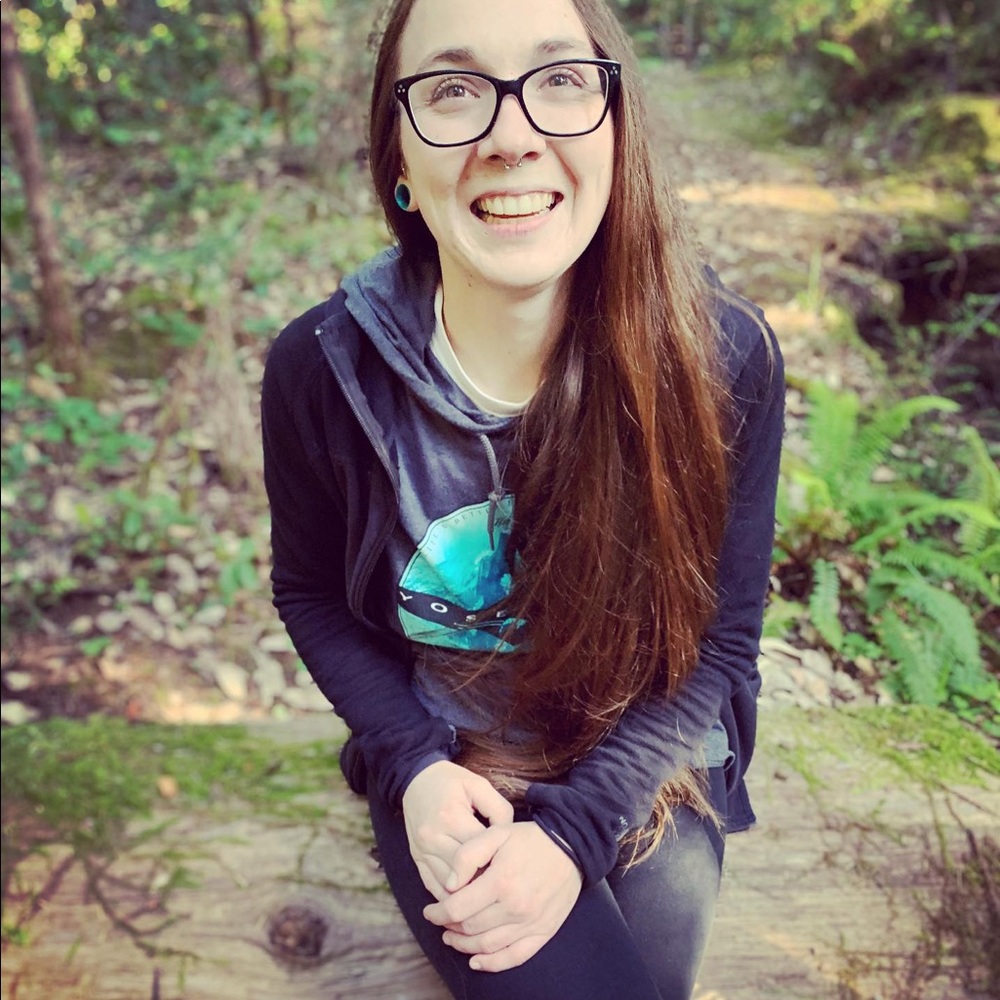Meet your Posher, Caity